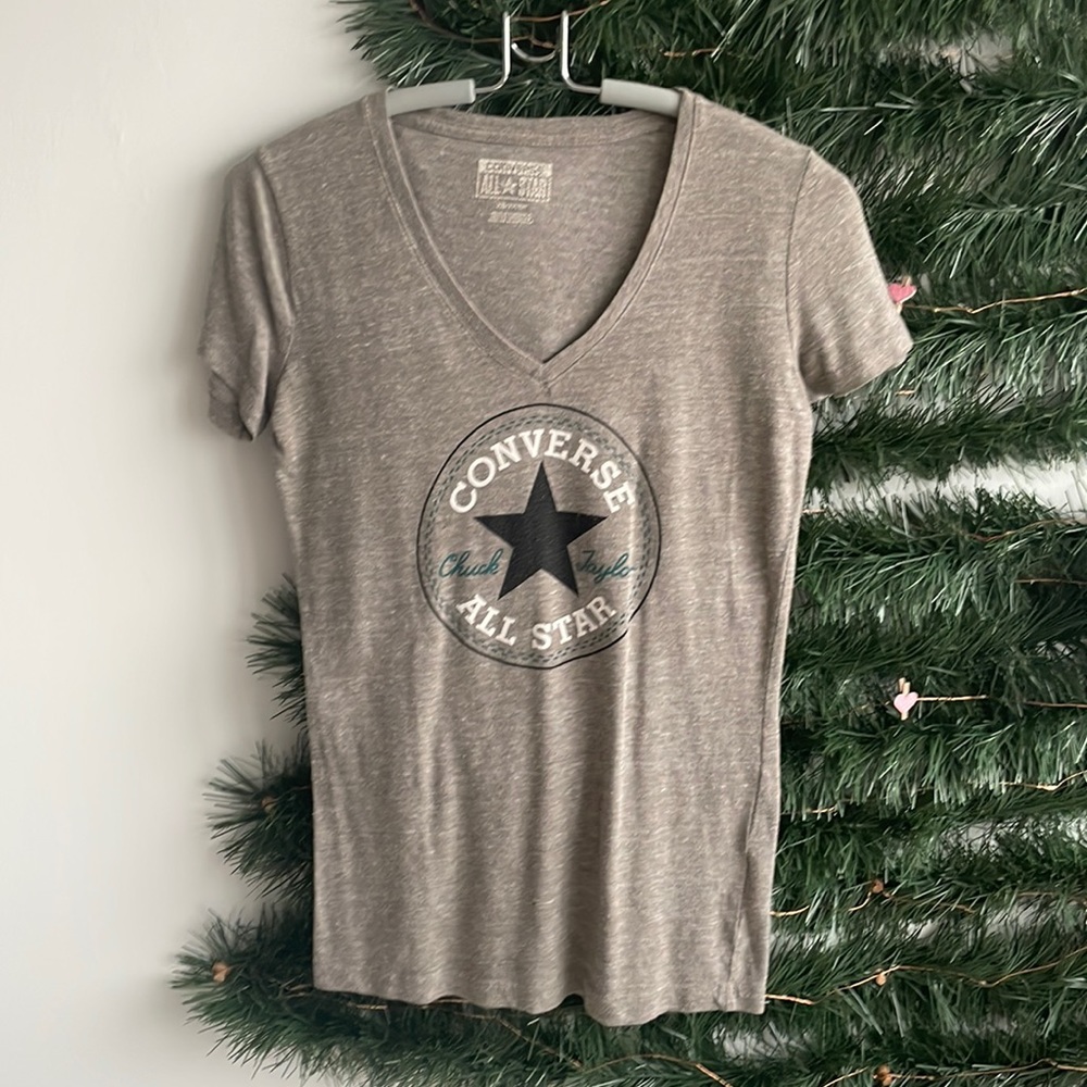 Converse T-shirt - size XS - great condition!
